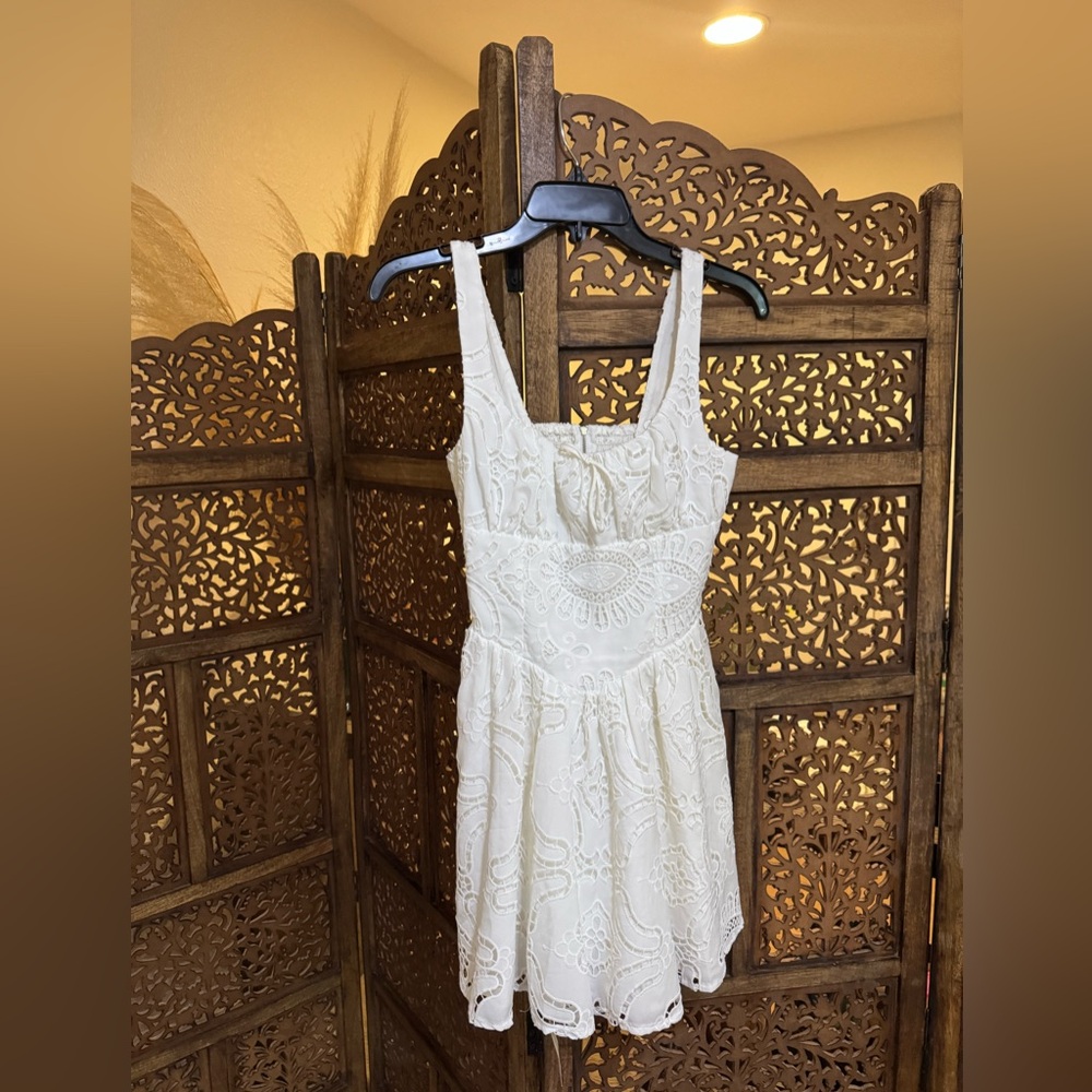 NEW NWT Reformation Daria Dress - Picture 2 of 4